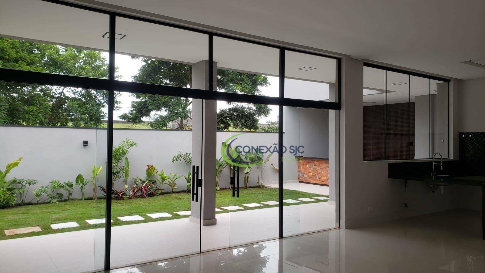 Casa de Condomínio à venda com 3 quartos, 254m² - Foto 4