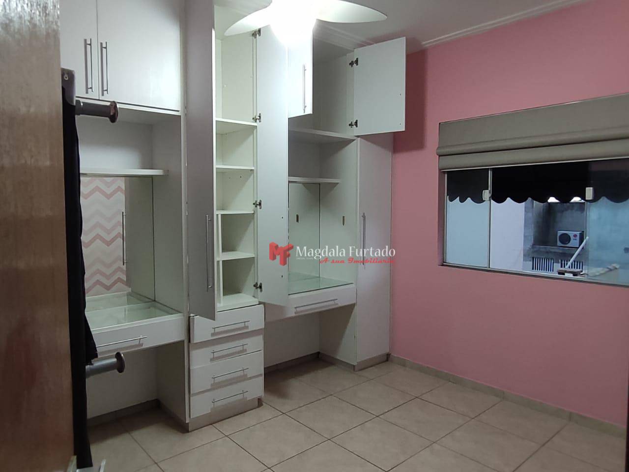 Casa à venda com 3 quartos, 80m² - Foto 18