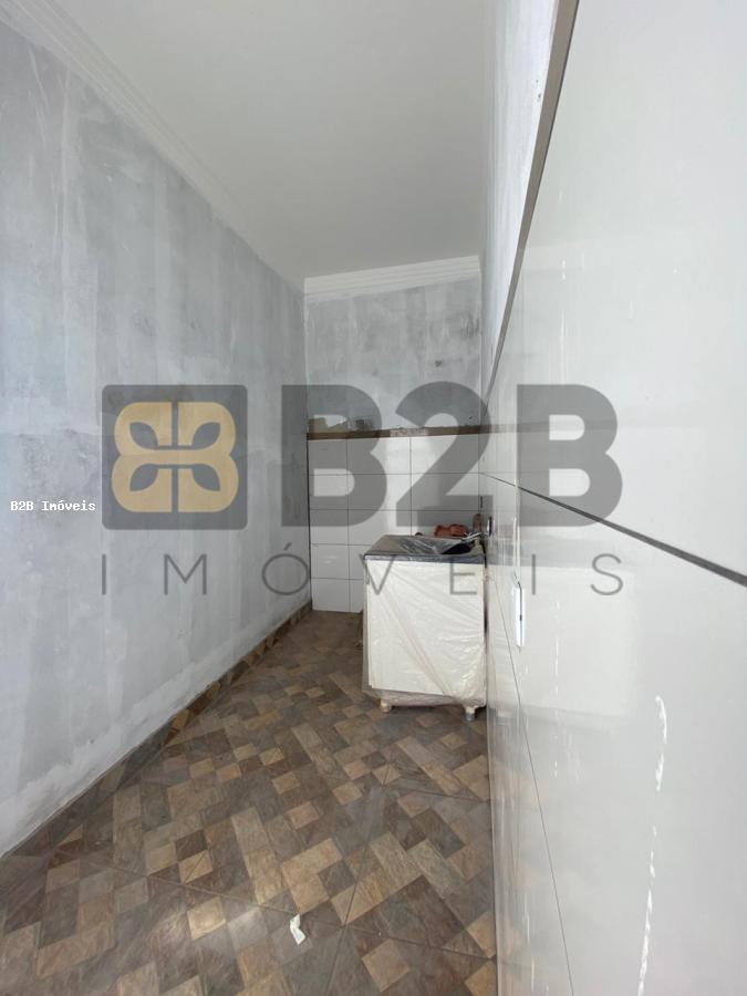 Casa à venda com 2 quartos, 115m² - Foto 9