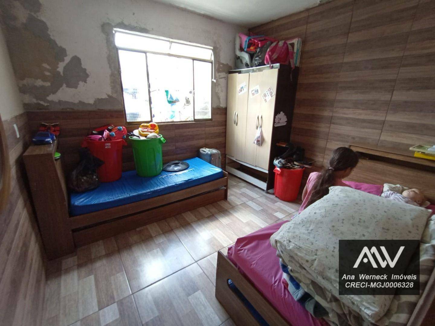 Casa à venda com 2 quartos, 60m² - Foto 12