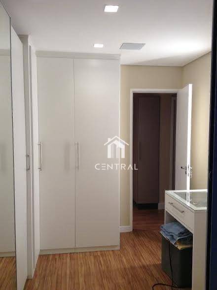 Apartamento à venda com 3 quartos, 94m² - Foto 3