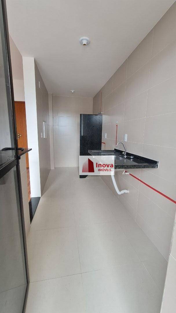 Apartamento à venda com 2 quartos, 70m² - Foto 14