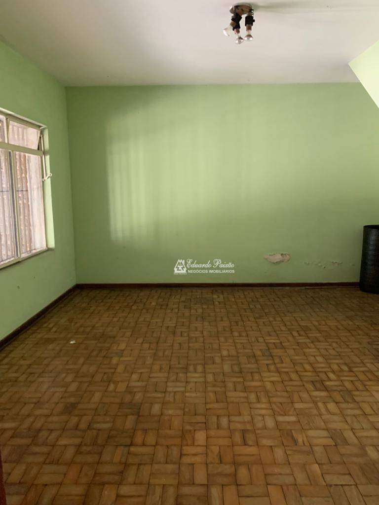 Sobrado à venda com 2 quartos, 180m² - Foto 5