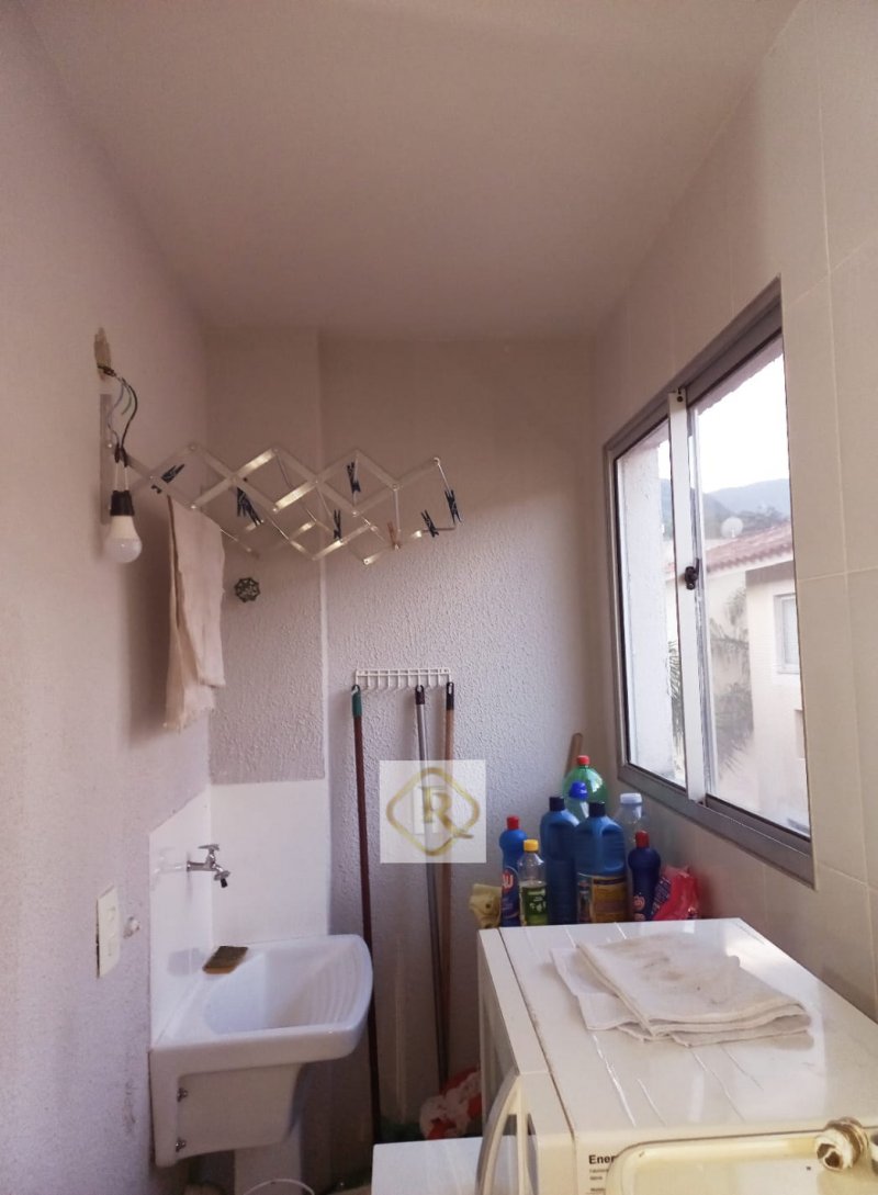 Apartamento à venda com 2 quartos, 44m² - Foto 10