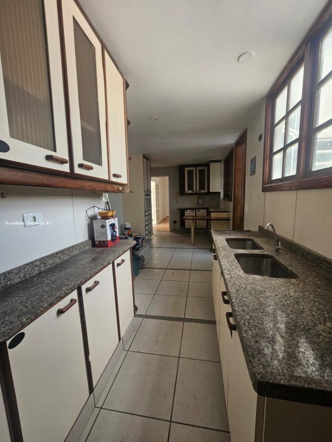 Apartamento para alugar com 4 quartos, 200m² - Foto 21