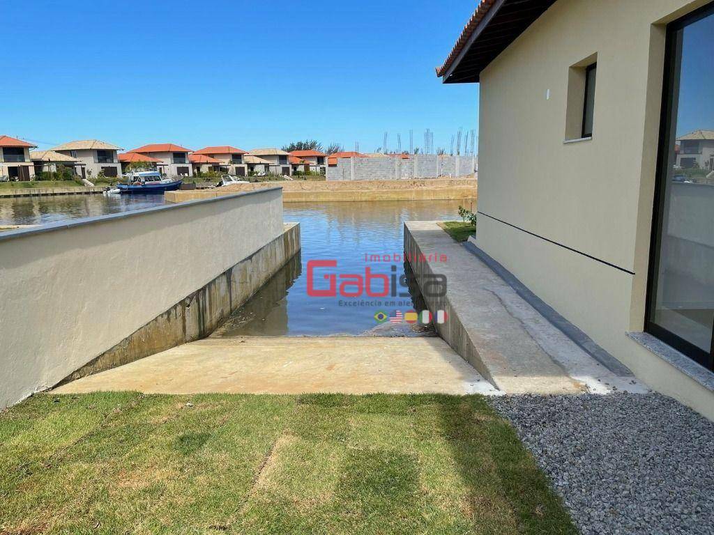 Casa de Condomínio à venda com 4 quartos, 173m² - Foto 2