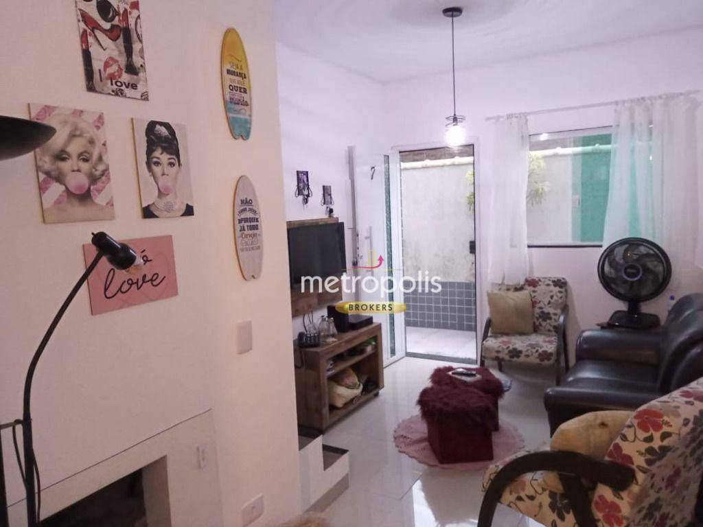 Sobrado à venda com 2 quartos, 57m² - Foto 2