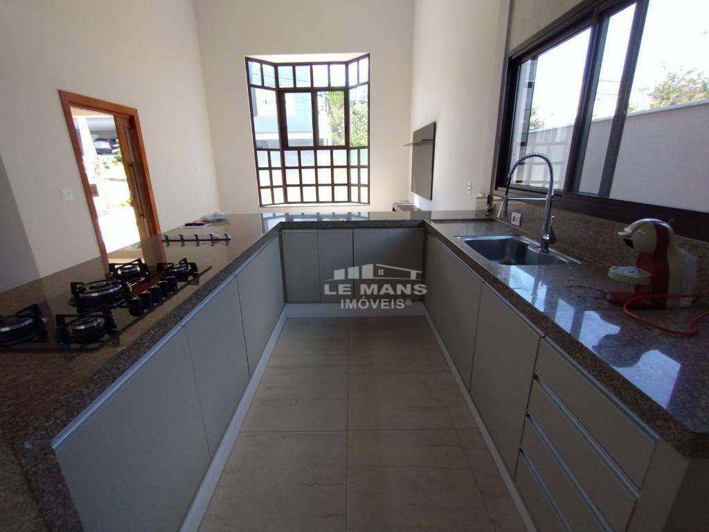 Casa de Condomínio à venda com 3 quartos, 178m² - Foto 5