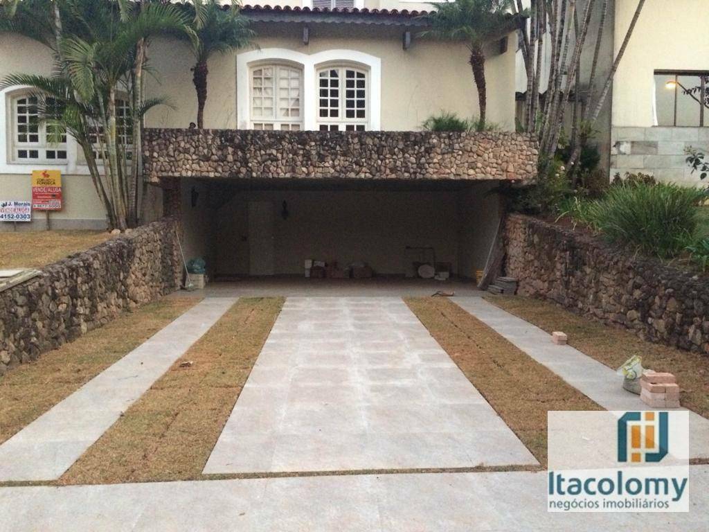 Casa de Condomínio para alugar com 4 quartos, 400m² - Foto 17