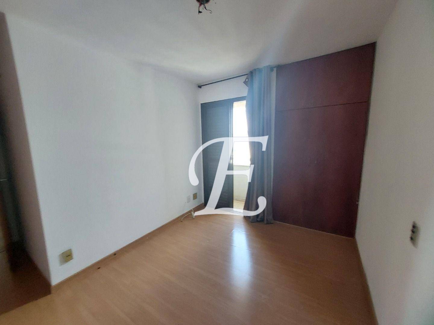 Apartamento à venda com 3 quartos, 90m² - Foto 32