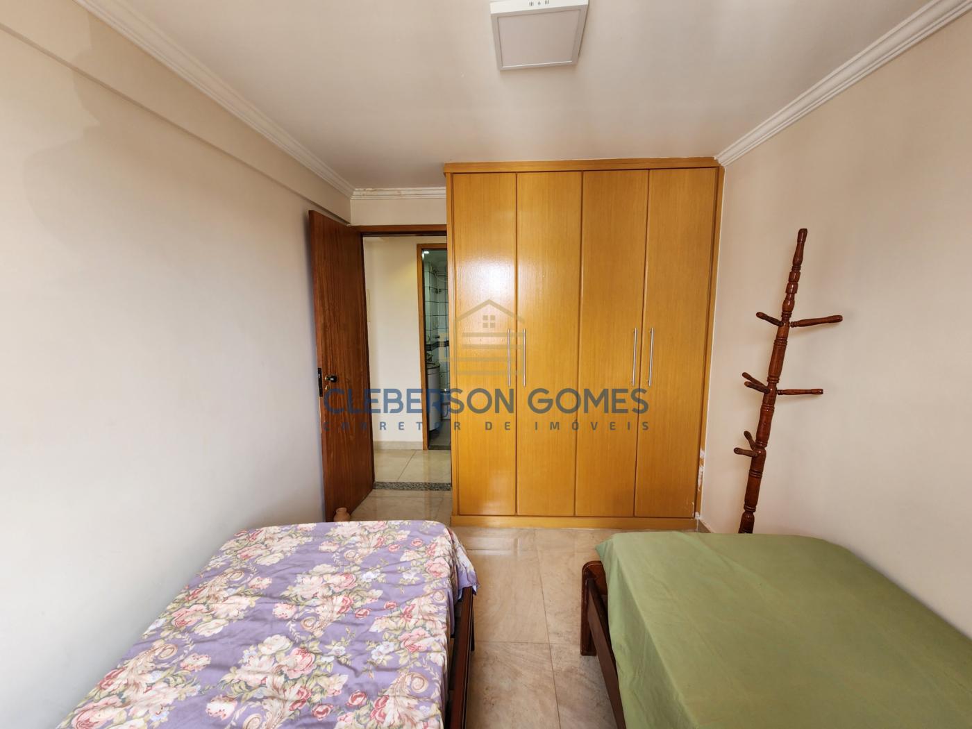 Apartamento à venda com 4 quartos, 240m² - Foto 17