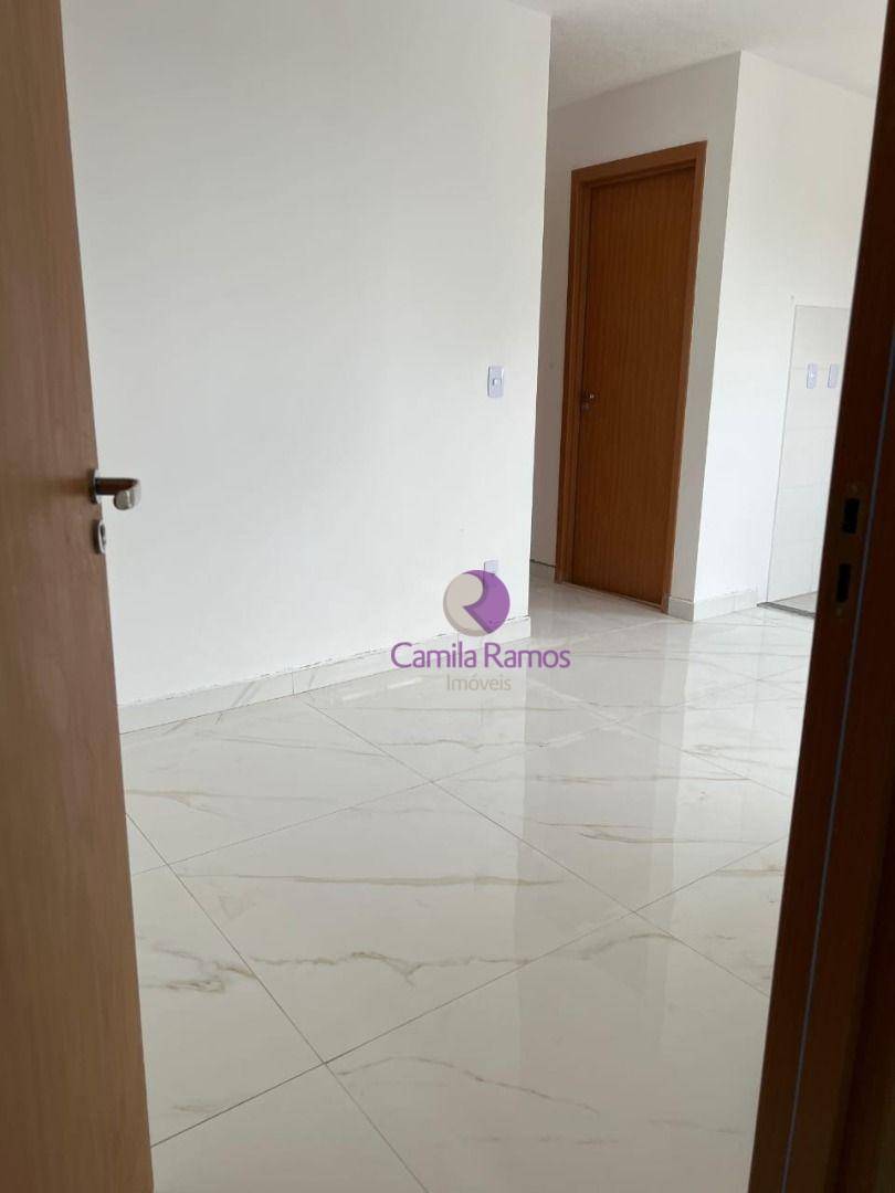 Apartamento para alugar com 2 quartos, 40m² - Foto 12