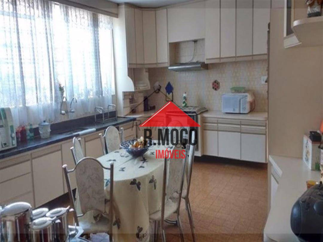 Sobrado à venda com 3 quartos, 255m² - Foto 3