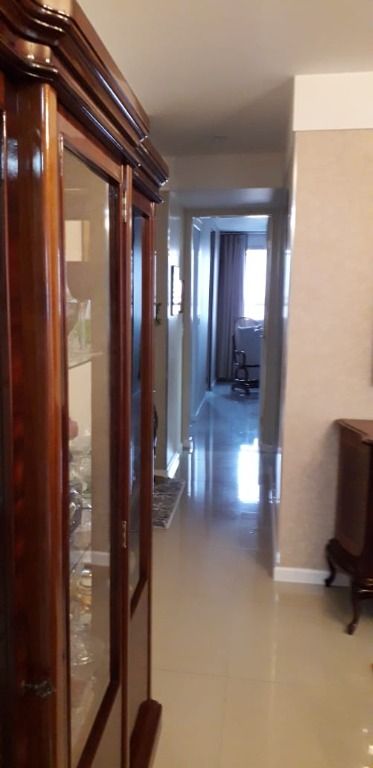 Apartamento à venda com 3 quartos, 111m² - Foto 19