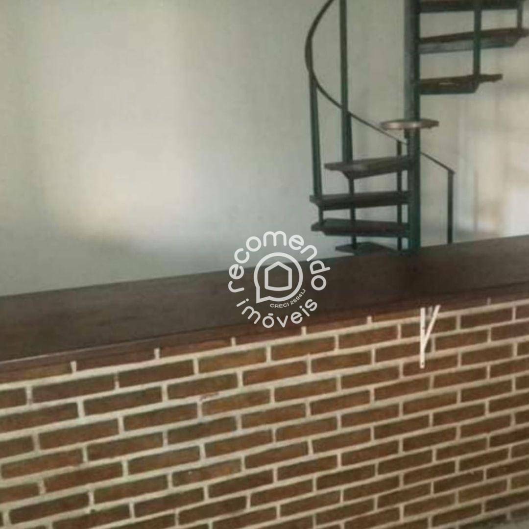 Casa à venda com 2 quartos, 170m² - Foto 5