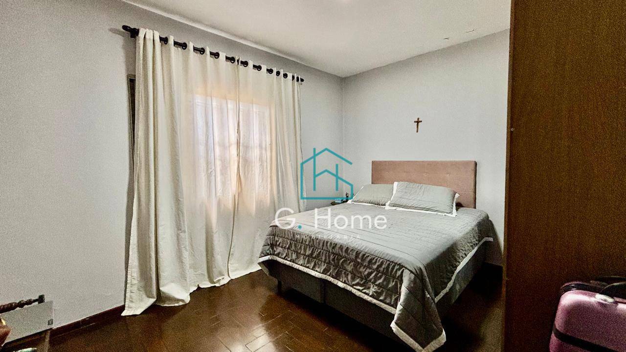 Casa à venda com 3 quartos, 207m² - Foto 12