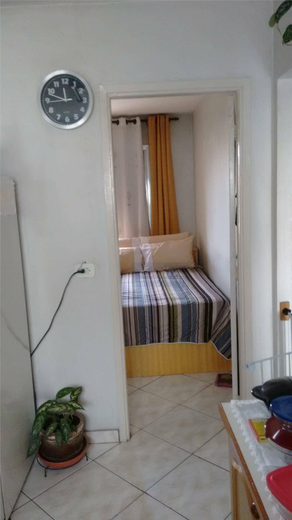 Apartamento à venda com 2 quartos, 48m² - Foto 10