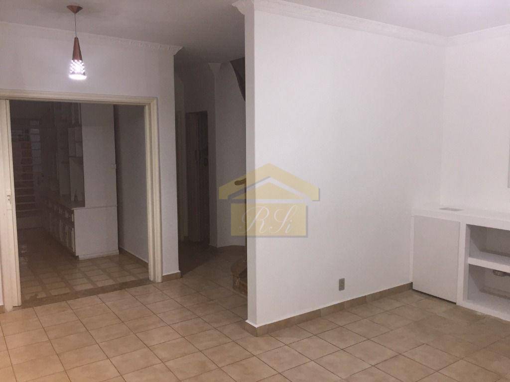 Casa para alugar com 3 quartos, 170m² - Foto 24