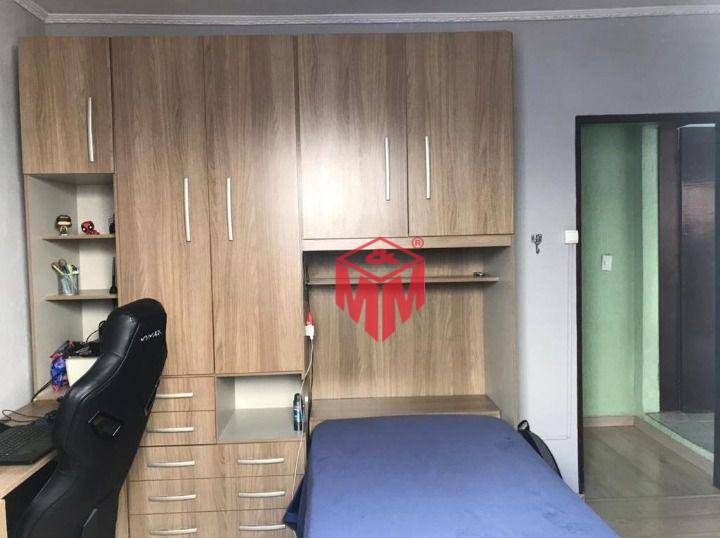 Sobrado à venda com 3 quartos, 218m² - Foto 7