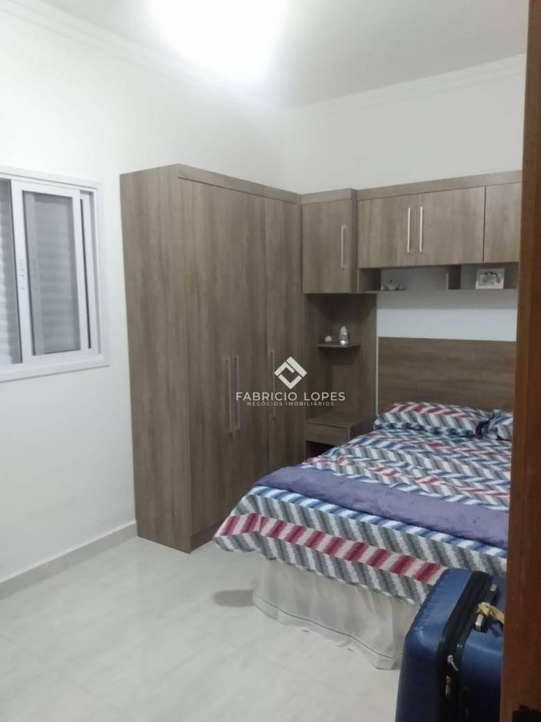 Casa à venda com 3 quartos, 211m² - Foto 5