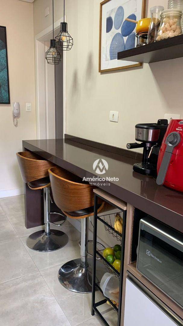 Apartamento à venda com 2 quartos, 67m² - Foto 9