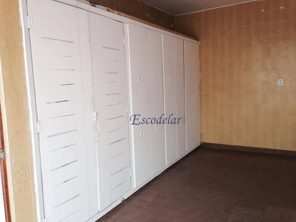 Casa à venda com 3 quartos, 217m² - Foto 14