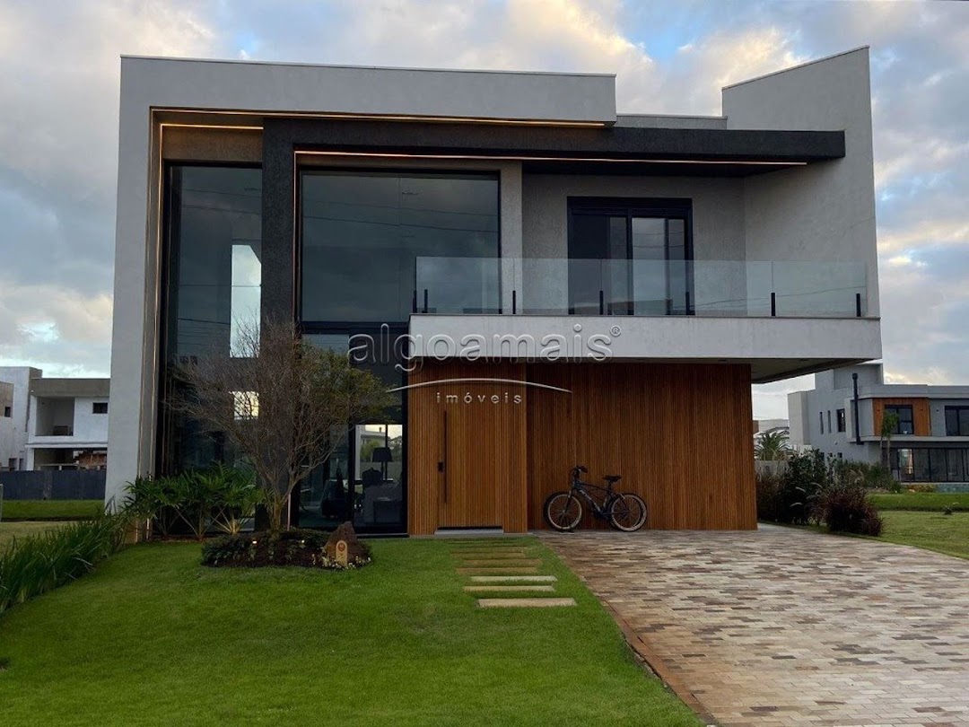 Casa de Condomínio à venda com 4 quartos, 220m² - Foto 1