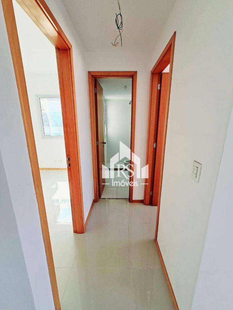 Apartamento à venda com 2 quartos, 55m² - Foto 2