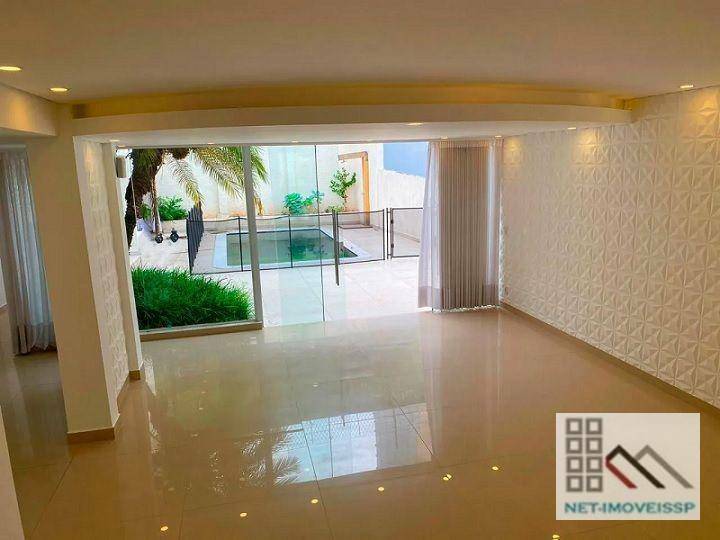 Casa de Condomínio para alugar com 4 quartos, 350m² - Foto 2