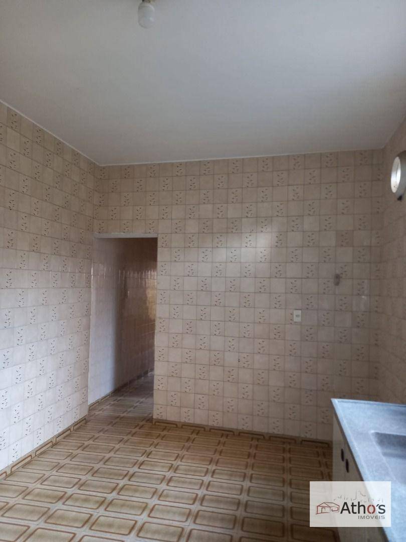 Casa à venda com 2 quartos, 187m² - Foto 6