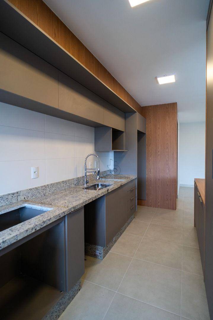 Apartamento à venda com 3 quartos, 107m² - Foto 21