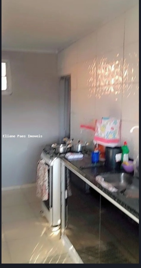 Casa à venda com 1 quarto, 250m² - Foto 10
