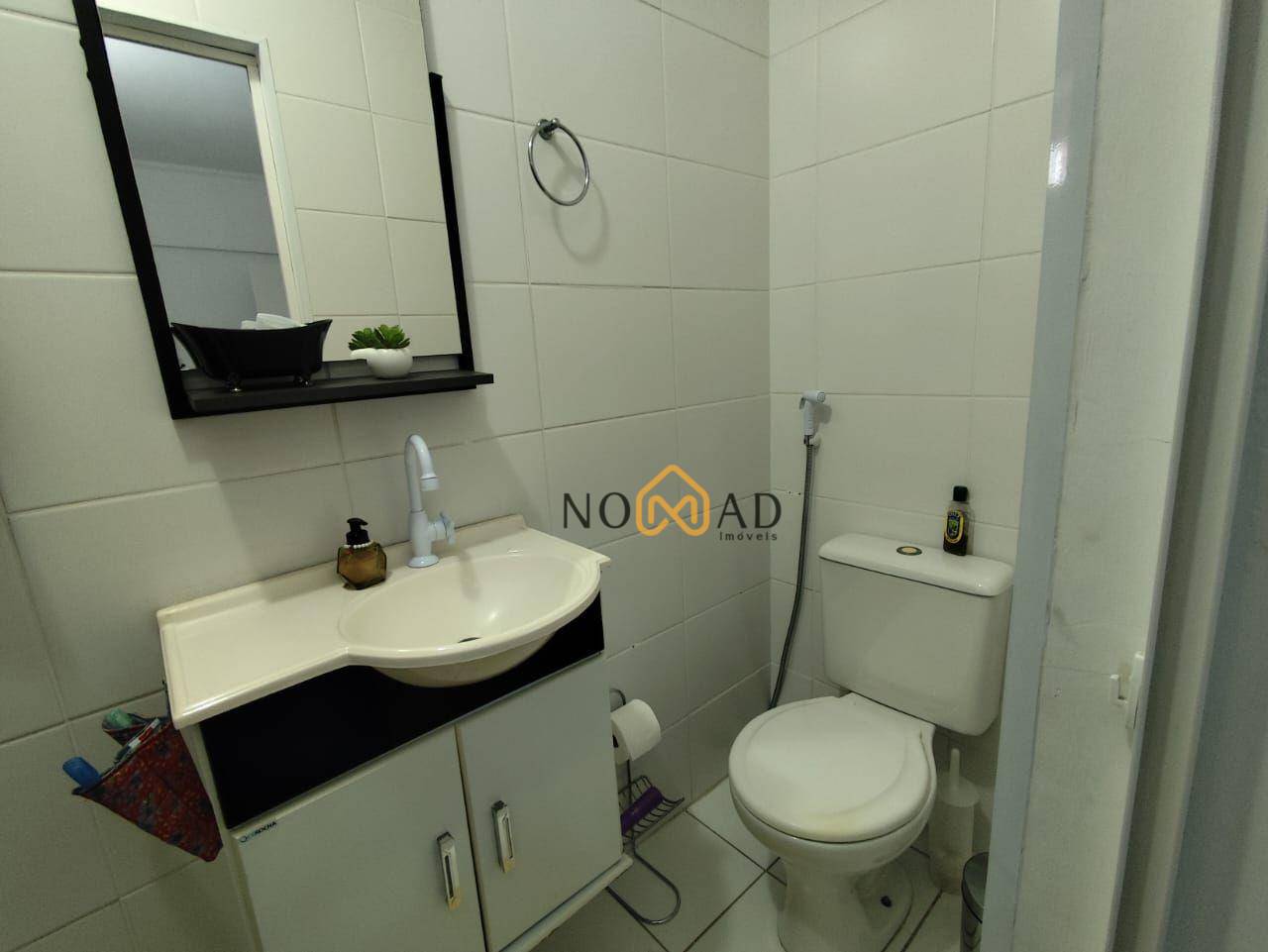 Apartamento à venda com 2 quartos, 62m² - Foto 17