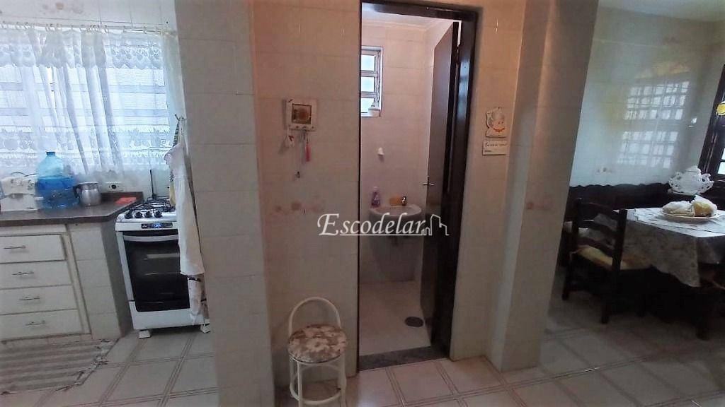 Sobrado à venda com 2 quartos, 216m² - Foto 8