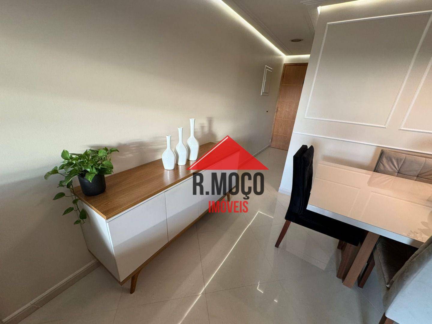 Apartamento à venda com 3 quartos, 70m² - Foto 18