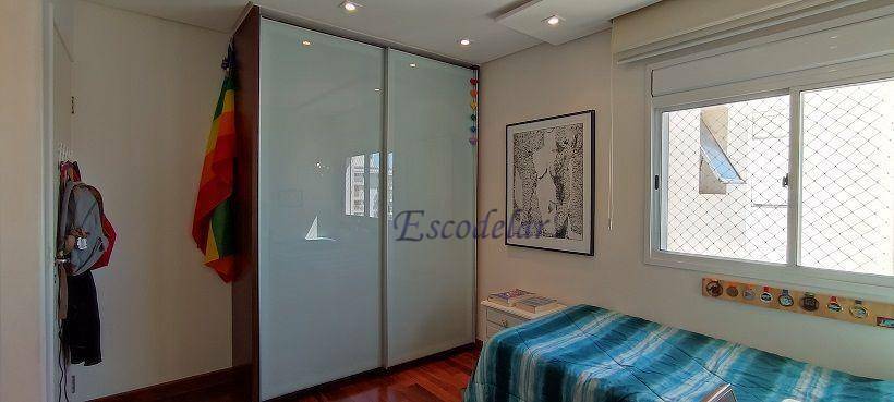 Apartamento à venda com 3 quartos, 151m² - Foto 14