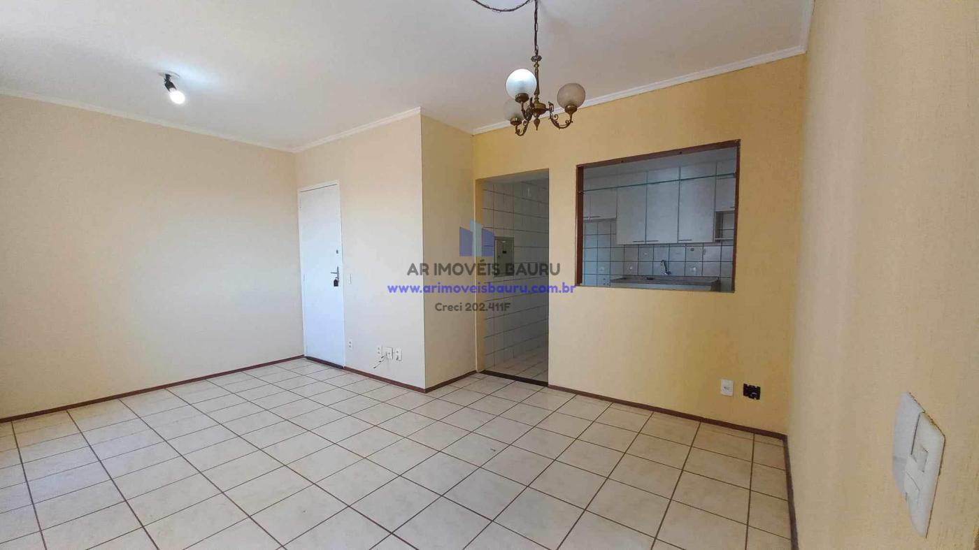 Apartamento à venda com 3 quartos, 76m² - Foto 4