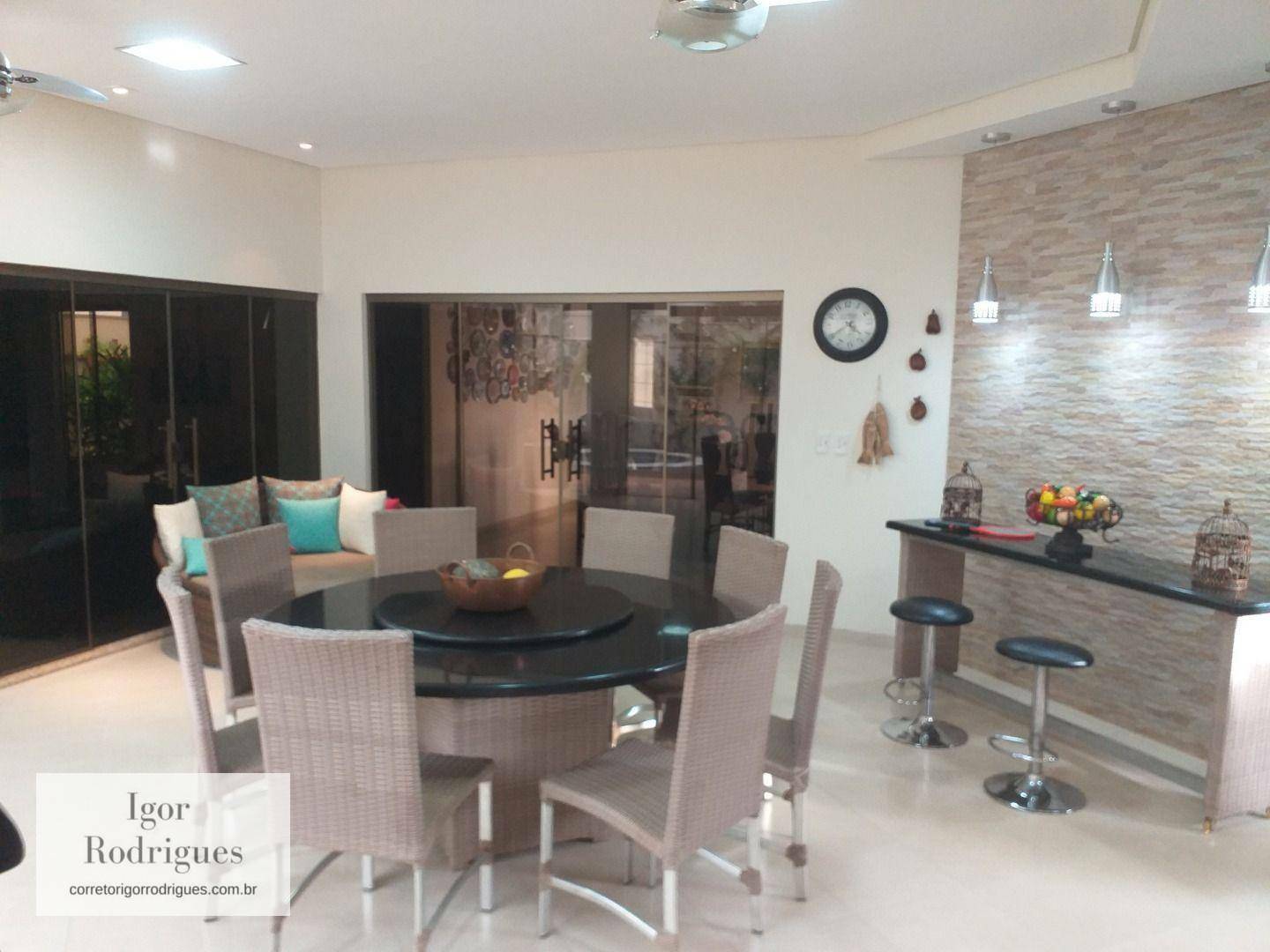 Sobrado à venda com 3 quartos, 440m² - Foto 4