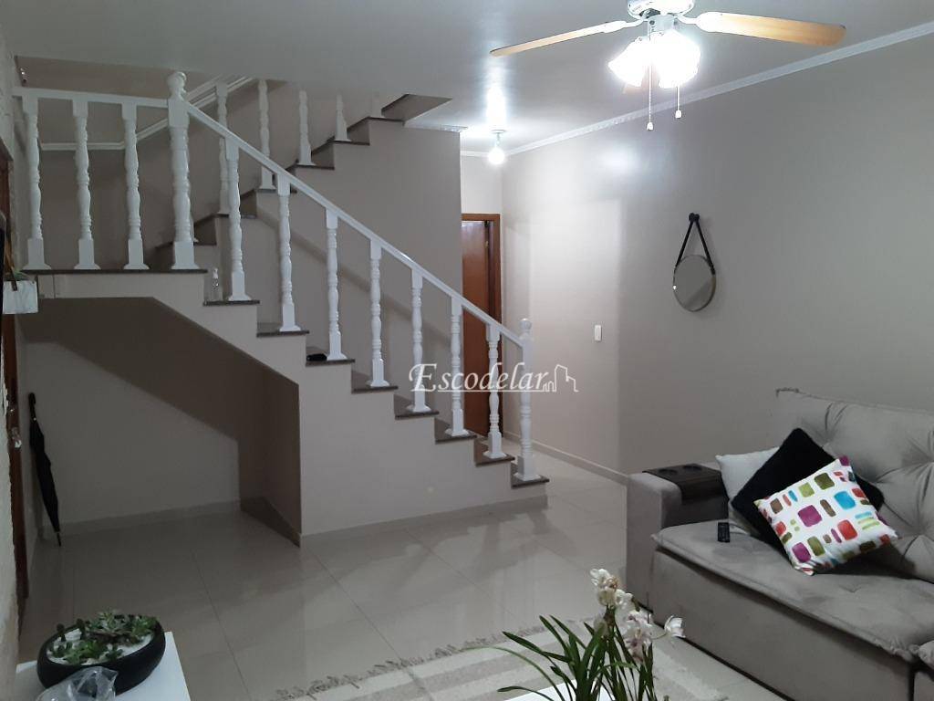 Sobrado à venda com 3 quartos, 160m² - Foto 2