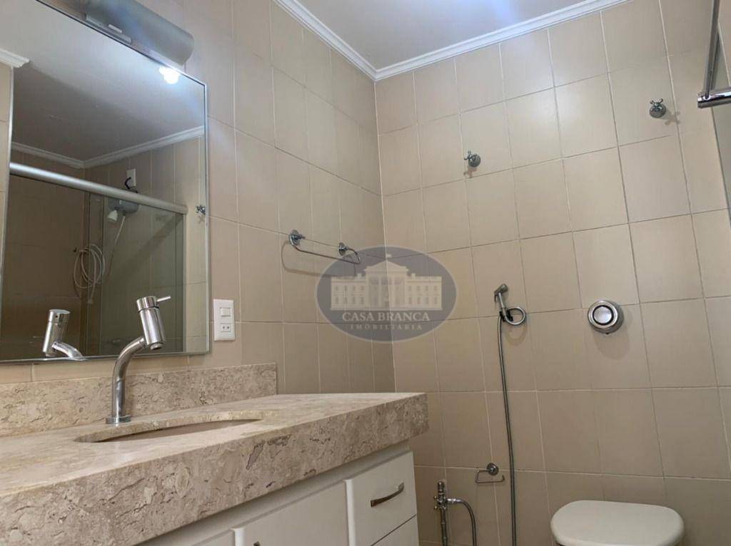 Apartamento à venda com 3 quartos, 174m² - Foto 8