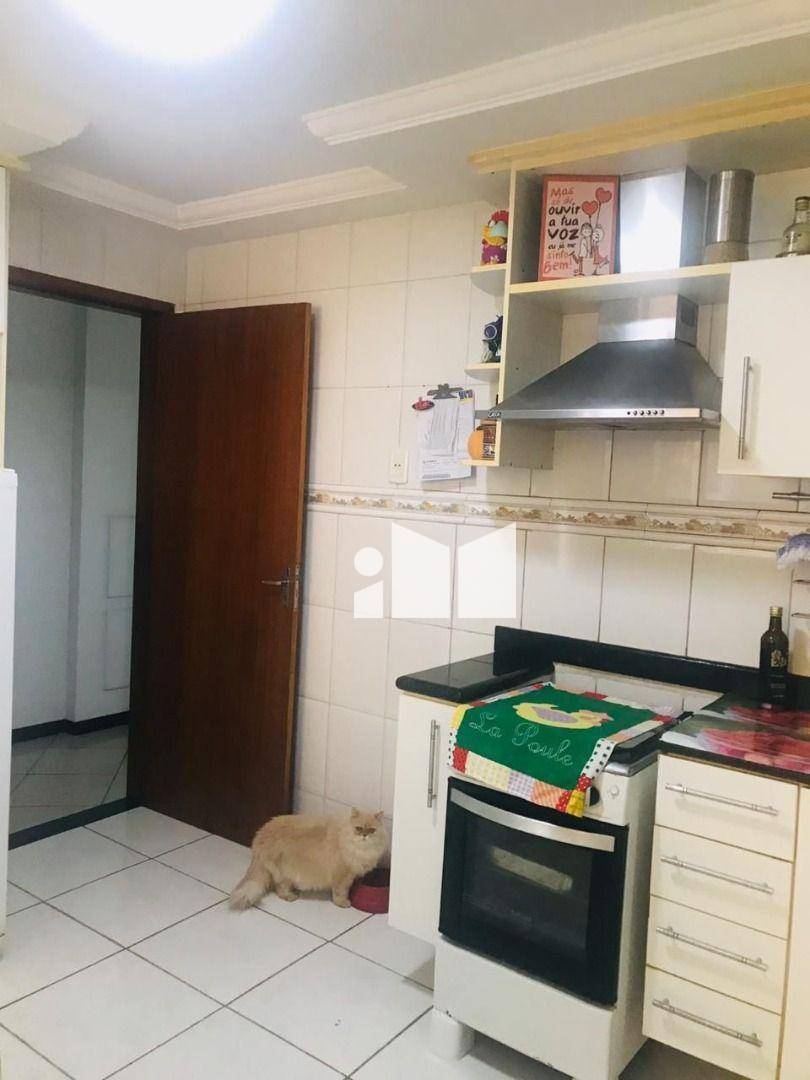 Apartamento à venda com 3 quartos, 130m² - Foto 12