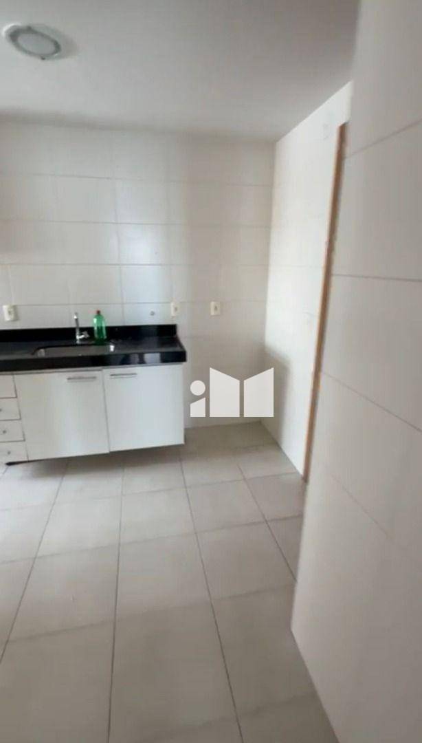 Apartamento à venda com 2 quartos, 70m² - Foto 8