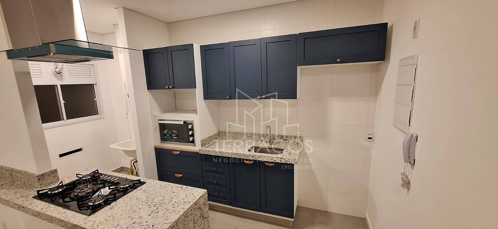 Apartamento à venda com 3 quartos, 72m² - Foto 2