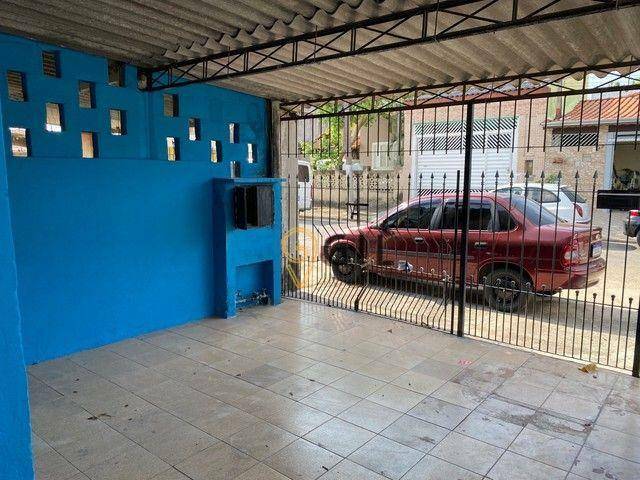 Casa à venda com 2 quartos, 125m² - Foto 2