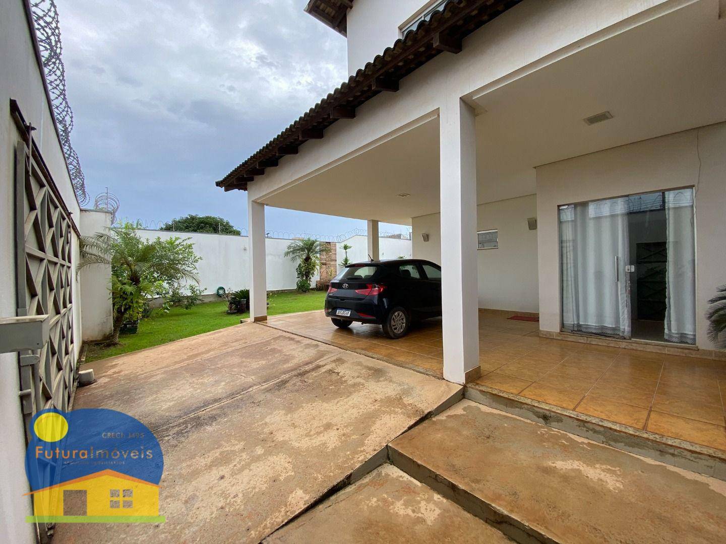 Casa à venda com 5 quartos, 445m² - Foto 2