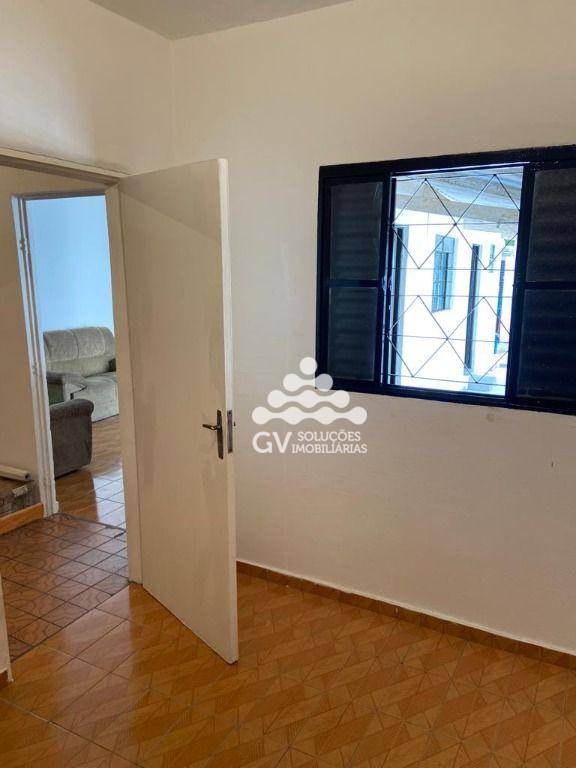 Casa à venda com 3 quartos, 180m² - Foto 7