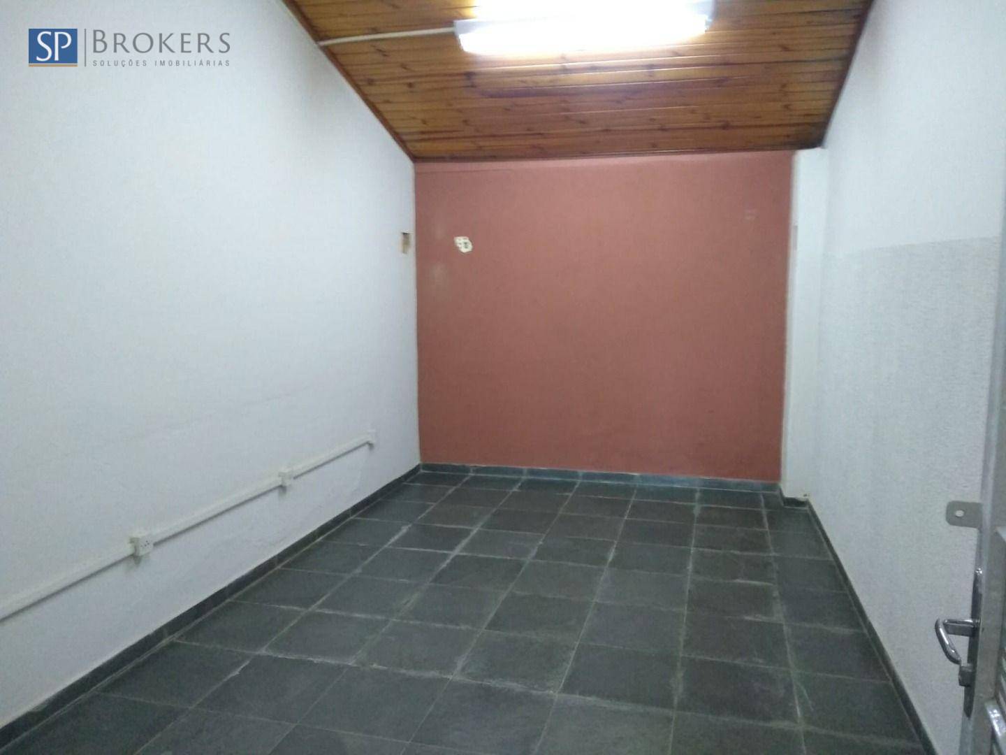 Casa para alugar com 3 quartos, 480m² - Foto 10