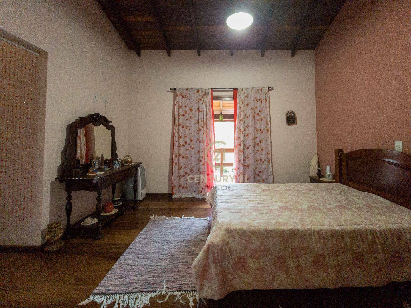 Casa de Condomínio à venda com 4 quartos, 400m² - Foto 19