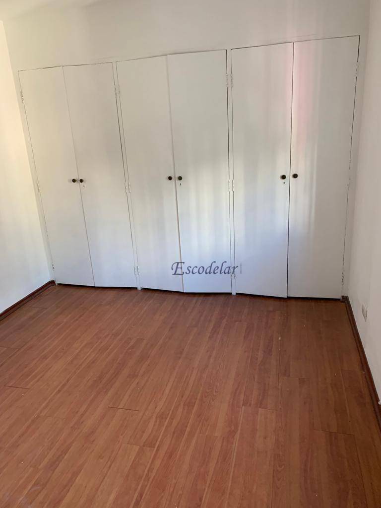 Apartamento para alugar com 3 quartos, 110m² - Foto 12