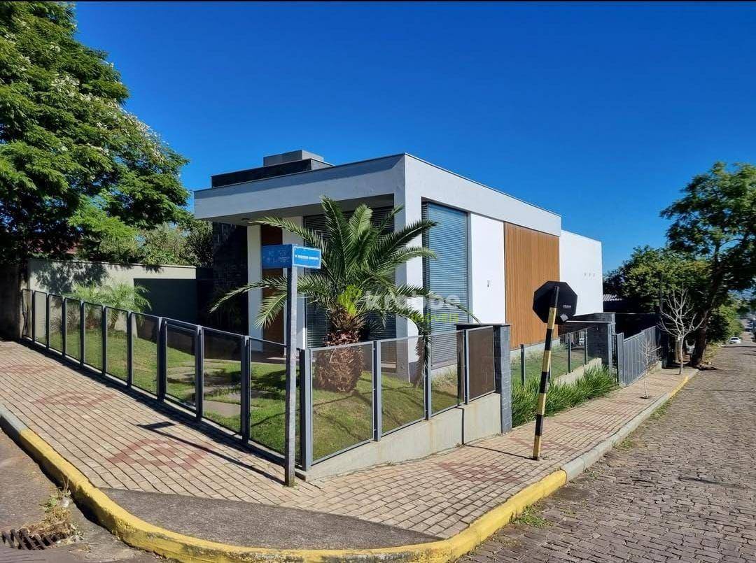 Casa, 3 quartos, 204 m² - Foto 2